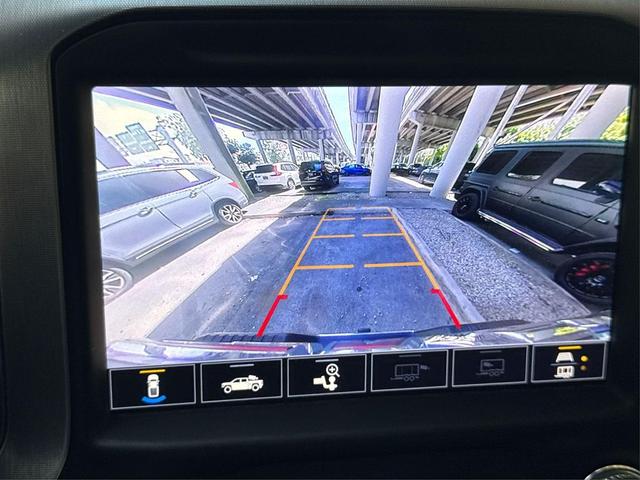 Photo of 2023 Quicksilver Metallic GMC Sierra 2500
