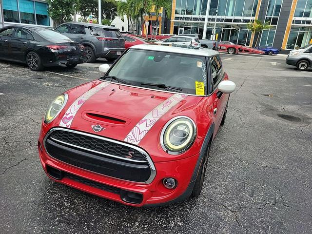 Photo of 2020 Chili Red MINI Hardtop