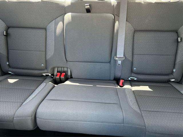 Photo of 2025 Summit White GMC Sierra 1500