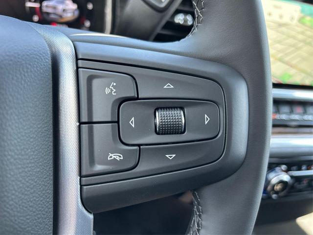 Photo of 2025 Summit White GMC Sierra 1500