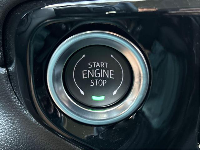 Photo of 2025 Summit White GMC Sierra 1500