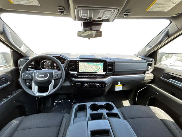 Photo of 2025 Summit White GMC Sierra 1500