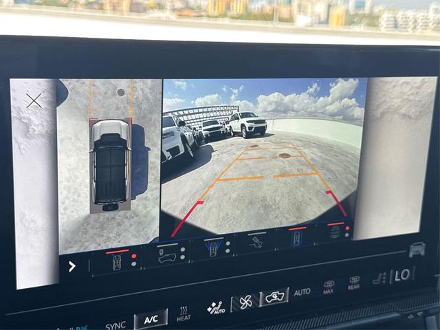 Photo of 2025 Deep Aurora Metallic (Dark Bronze) GMC HUMMER EV SUV