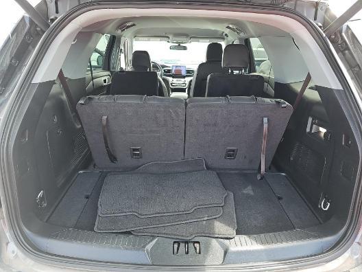 Photo of 2023 Gray Metallic Ford Explorer