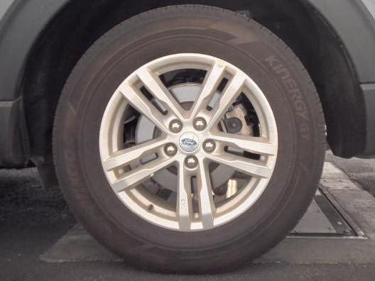 Photo of 2023 Gray Metallic Ford Explorer