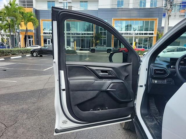 Photo of 2024 Summit White Chevrolet Silverado EV
