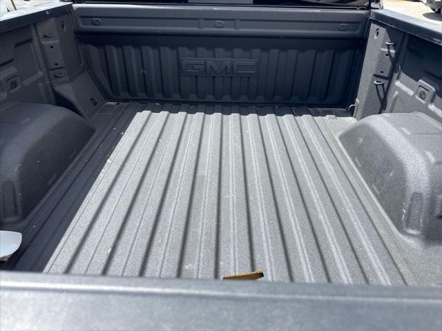 Photo of 2023 Onyx Black GMC Sierra 1500