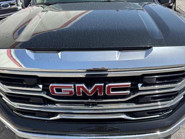 Photo of 2023 Onyx Black GMC Sierra 1500