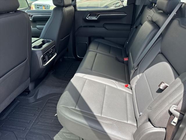 Photo of 2023 Onyx Black GMC Sierra 1500