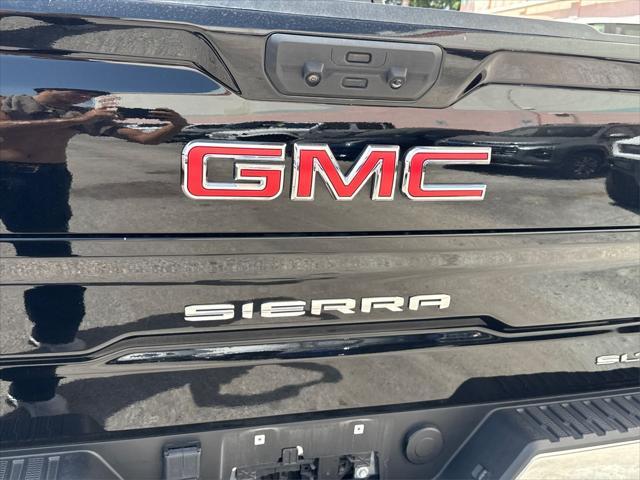 Photo of 2023 Onyx Black GMC Sierra 1500