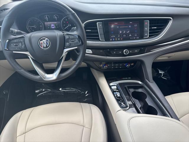 Photo of 2022 White Frost Tricoat Buick Enclave