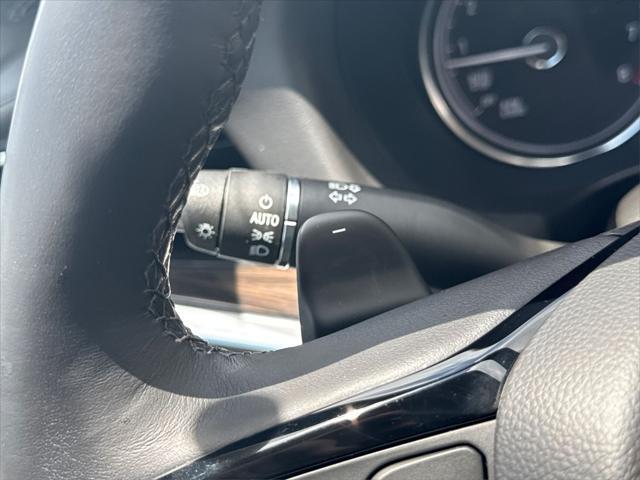 Photo of 2022 White Frost Tricoat Buick Enclave