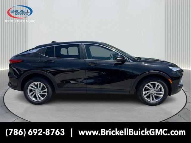 Photo of 2025 Ebony Twilight Metallic Buick Envista