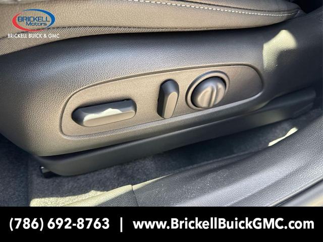 Photo of 2025 Ebony Twilight Metallic Buick Envista