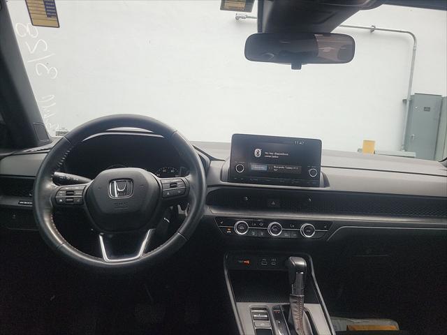 Photo of 2023 Lunar Silver Metallic Honda CR-V Hybrid