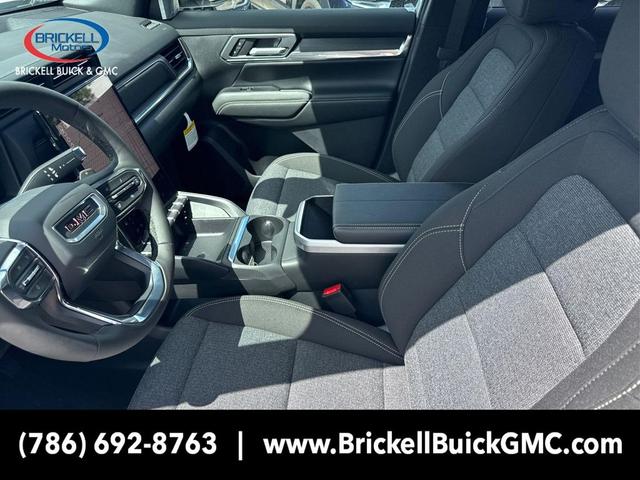 Photo of 2026 Summit White GMC Terrain