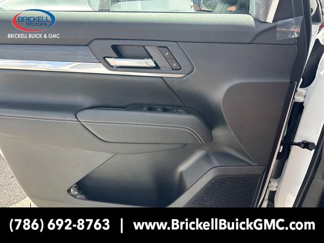 Photo of 2026 Summit White GMC Terrain