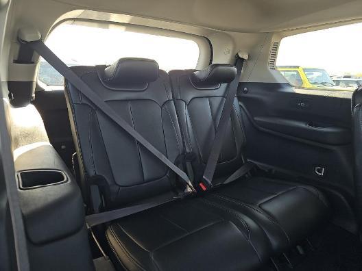 Photo of 2023 Silver Zynith Jeep Grand Cherokee L
