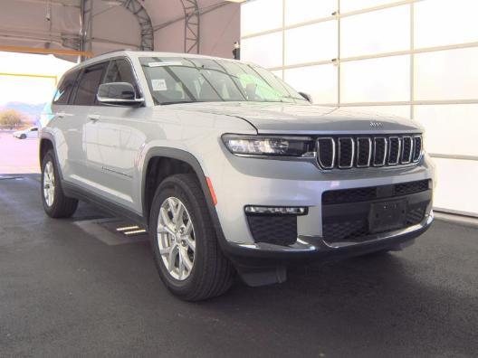 Photo of 2023 Silver Zynith Jeep Grand Cherokee L