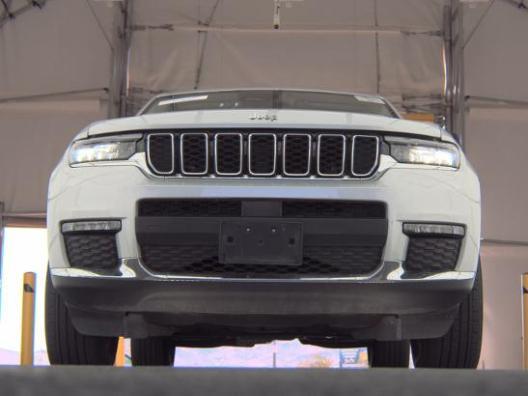 Photo of 2023 Silver Zynith Jeep Grand Cherokee L