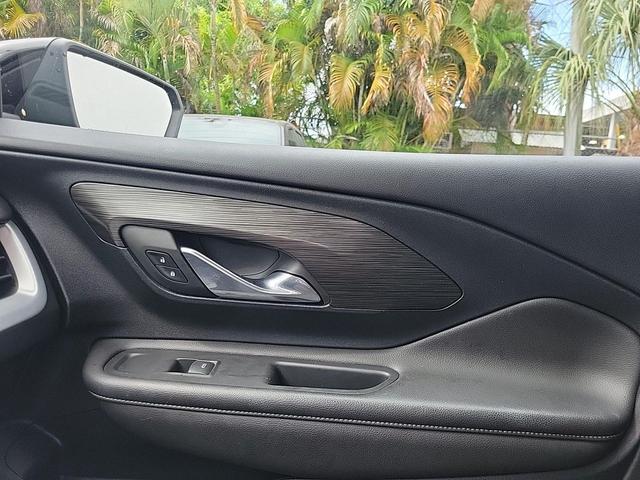 Photo of 2022 Ebony Twilight Metallic GMC Terrain