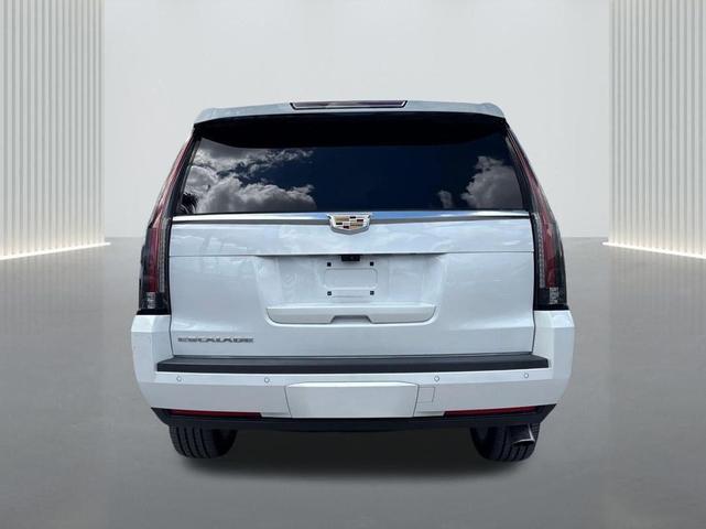 Photo of 2020 Crystal White Tricoat Cadillac Escalade
