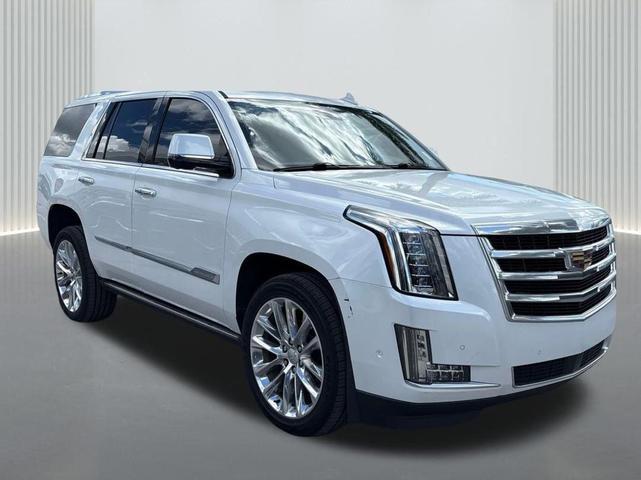 Photo of 2020 Crystal White Tricoat Cadillac Escalade