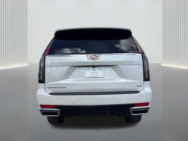 Photo of 2022 Crystal White Tricoat Cadillac Escalade