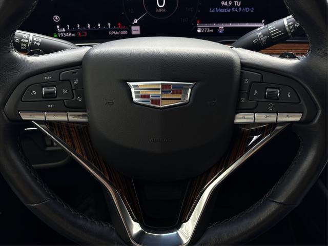 Photo of 2022 Crystal White Tricoat Cadillac Escalade