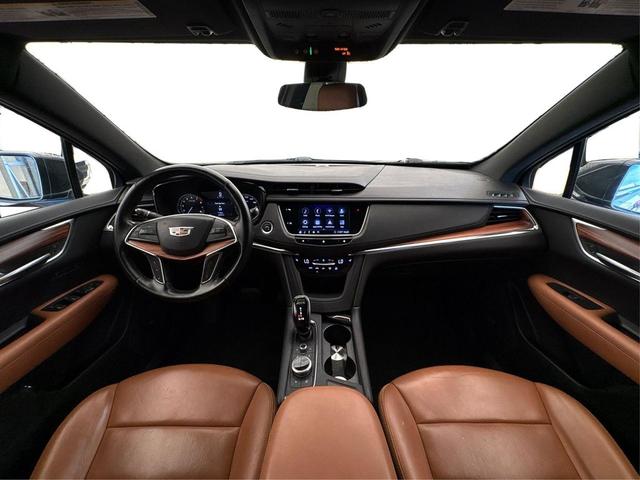 Photo of 2020 Shadow Metallic Cadillac XT5