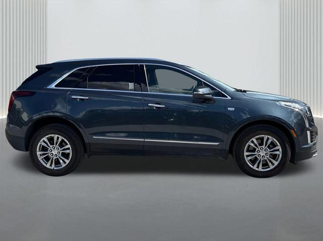 Photo of 2020 Shadow Metallic Cadillac XT5