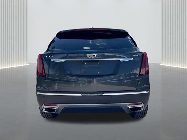 Photo of 2020 Shadow Metallic Cadillac XT5