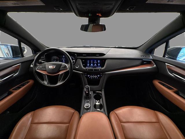 Photo of 2020 Shadow Metallic Cadillac XT5