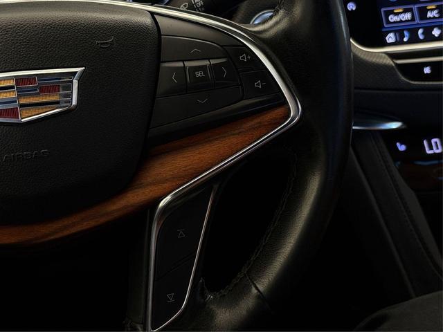 Photo of 2020 Shadow Metallic Cadillac XT5