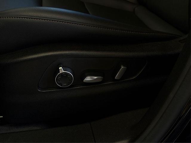 Photo of 2023 Stellar Black Metallic Cadillac XT4