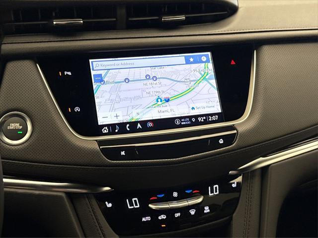 Photo of 2025 Argent Silver Metallic Cadillac XT5