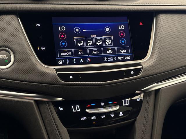 Photo of 2025 Argent Silver Metallic Cadillac XT5