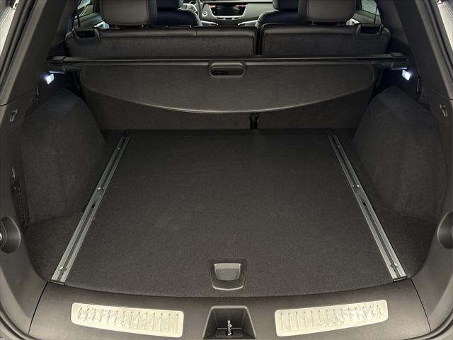 Photo of 2025 Argent Silver Metallic Cadillac XT5