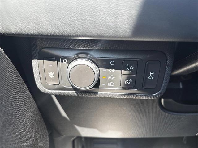 Photo of 2021 Silver Metallic Ford Mustang Mach-E