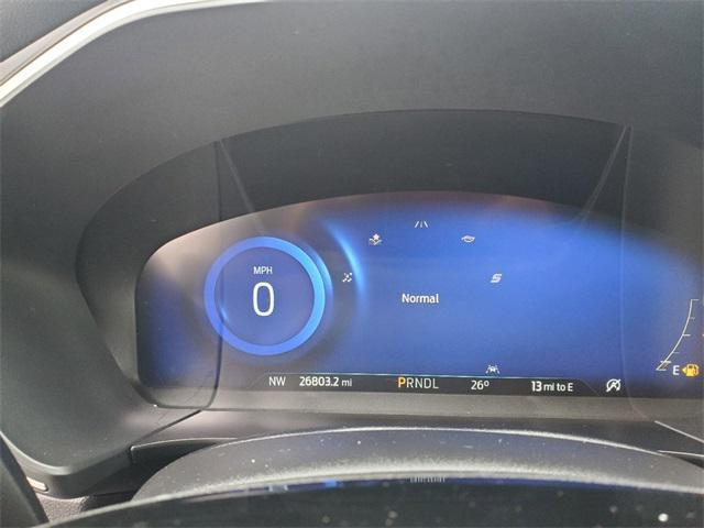 Photo of 2022 Silver Metallic Ford Escape