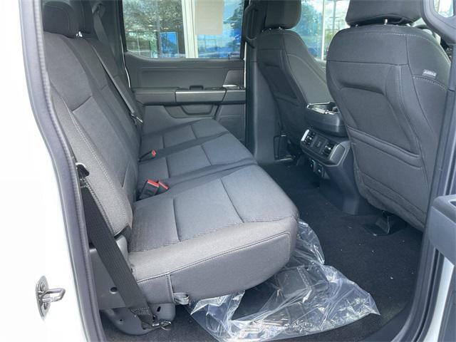 Photo of 2024 Oxford White Ford F-150