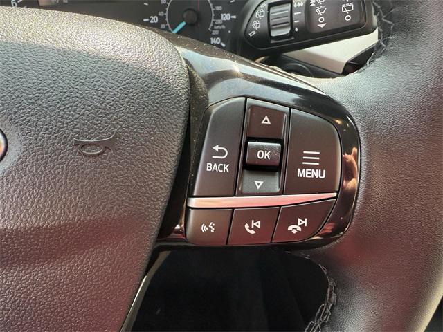 Photo of 2022 Rapid Red Metallic Tinted Clearcoat Ford Escape