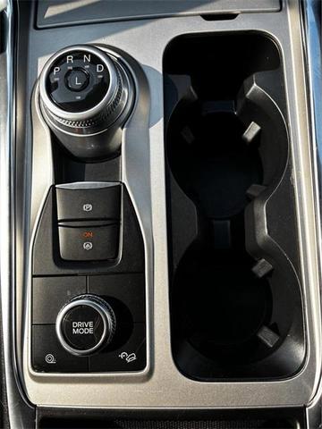 Photo of 2022 Agate Black Metallic Ford Explorer