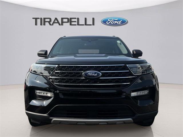 Photo of 2022 Agate Black Metallic Ford Explorer