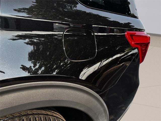 Photo of 2022 Agate Black Metallic Ford Explorer