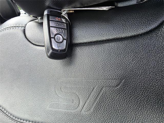 Photo of 2022 Carbonized Gray Metallic Ford Explorer
