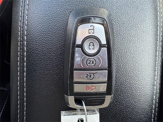 Photo of 2022 Agate Black Metallic Ford Escape