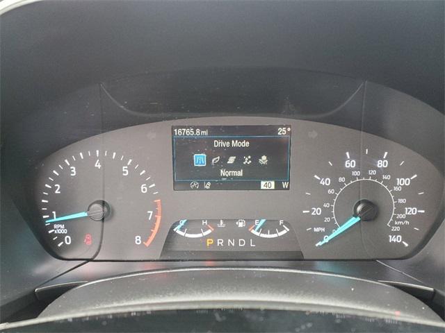 Photo of 2022 Silver Metallic Ford Escape