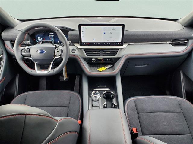 Photo of 2025 Gray Metallic Ford Explorer