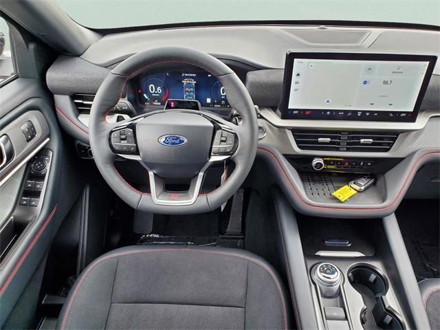 Photo of 2025 Gray Metallic Ford Explorer